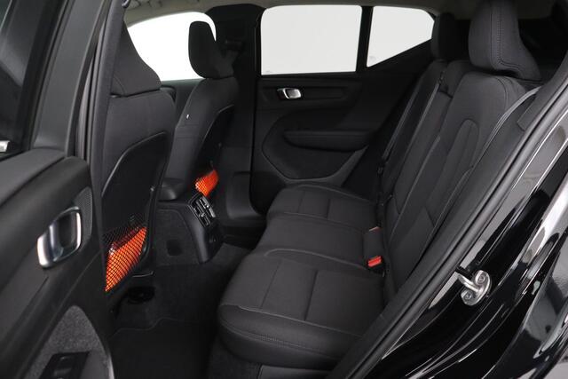 Volvo XC40 1.5 T4 Recharge Inscription | Panoramadak | Stoel & stuurverwarming | Carplay | Camera | Navigatie | Full LED | Parkeerhulp