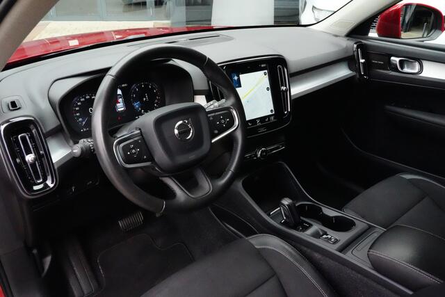 Volvo XC40 2.0 T4 Inscription 191pk Stoelverwarming/Camera/Trekhaak