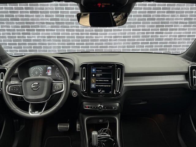 Volvo XC40 2.0 T4 R-Design | Stoelverwarming | Getint glas | BLIS | Harman/Kardon | Parkeercamera | Volvo on Call | Parkeersensoren V+A | Alarm |
