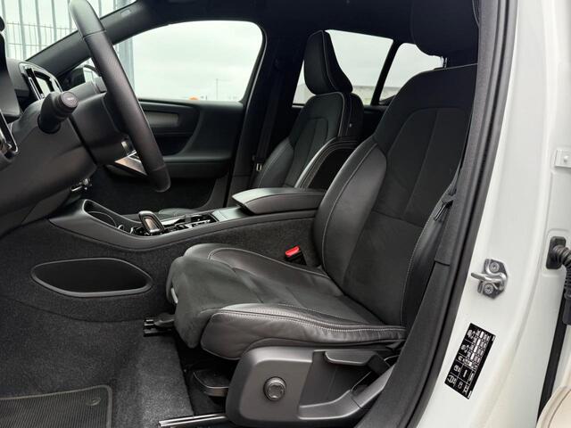 Volvo XC40 2.0 T4 R-Design | Stoelverwarming | Getint glas | BLIS | Harman/Kardon | Parkeercamera | Volvo on Call | Parkeersensoren V+A | Alarm |