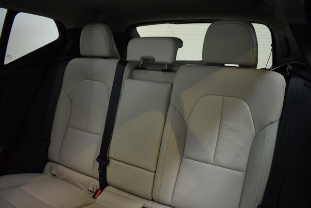 Volvo XC40 T4 211pk AUT7 Recharge R-Design Sunroof/ 360 Camera/ 20"LMV/ Harman Kardon