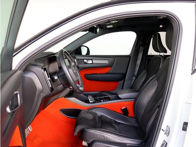 Volvo XC40 2.0 T5 AWD R-Design Intro Edition Polestar Engineered | Pano-dak | Trekhaak uitklapbaar | Groot Navi |