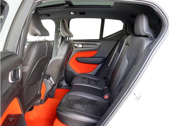 Volvo XC40 2.0 T5 AWD R-Design Intro Edition Polestar Engineered | Pano-dak | Trekhaak uitklapbaar | Groot Navi |