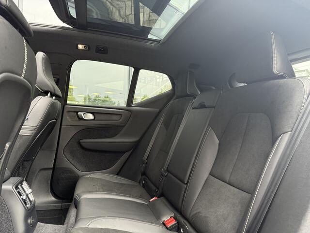 Volvo XC40 1.5 T4 Recharge R-Design PANO,NAV/360CAM,MEM.STOELEN