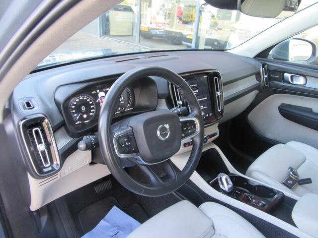 Volvo XC40 1.5 T5 Recharge Inscription, Pano dak, Leder (occasion)