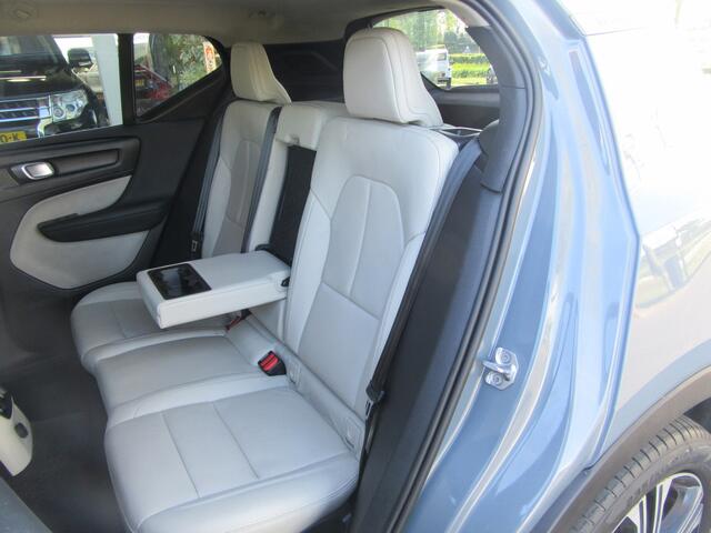 Volvo XC40 1.5 T5 Recharge Inscription, Pano dak, Leder (occasion)