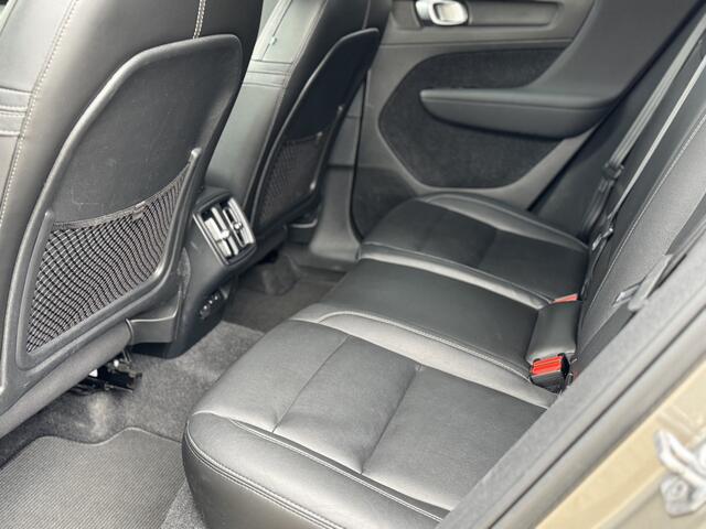Volvo XC40 1.5 T2 AUT Inscription Leder | Memory | Pilot Assist