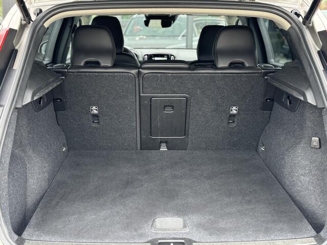 Volvo XC40 1.5 T2 AUT Inscription Leder | Memory | Pilot Assist