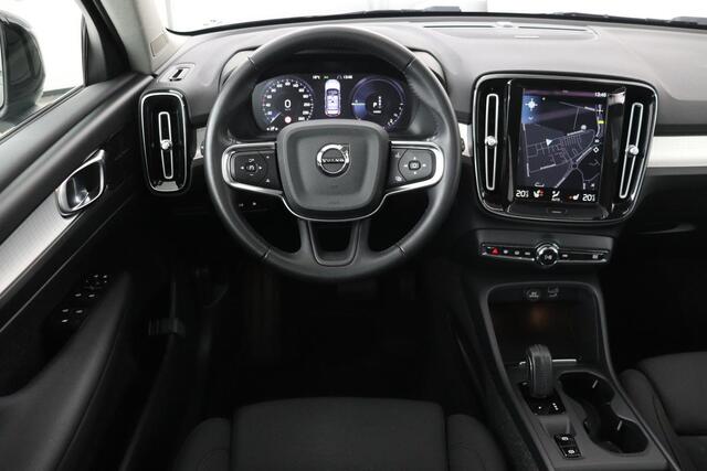 Volvo XC40 1.5 T4 Recharge R Design | Panoramadak | Trekhaak | 360 camera | Stoel & stuurverwarming | Harman/Kardon | Adaptive cruise | Carplay