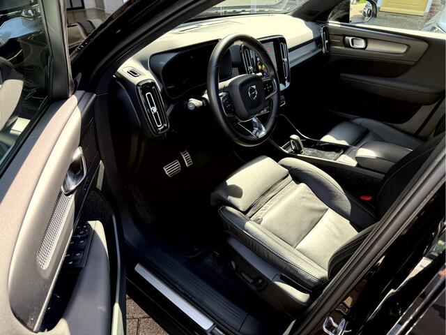 Volvo XC40 Recharge P8 AWD R-Design 20''Lmv, Panoramadak, Harman/Kardon, Camera