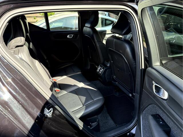 Volvo XC40 Recharge P8 AWD R-Design 20''Lmv, Panoramadak, Harman/Kardon, Camera