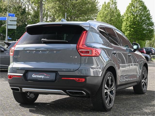Volvo XC40 1.5 T3 164PK Inscription Pano H&K Zetels Leder Trekhaak 360-camera VOL!