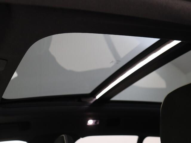 Volvo XC40 1.5 T5 Recharge R-Design BLACK EDITION + PANORAMADAK !