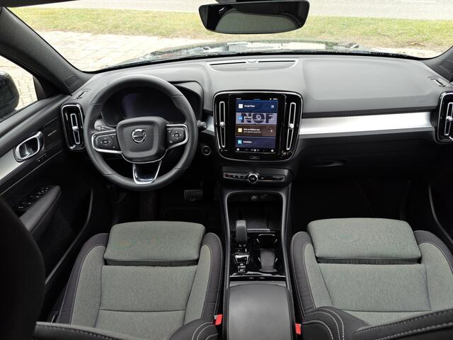 Volvo XC40 2.0 B3 Plus Dark | Rijklaarprijs | Harman Kardon | 4-Cilinder |