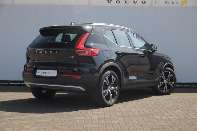 Volvo XC40 T3 163PK Automaat Inscription / Adaptieve cruise control / Panoramadak / BLIS / Elektrische achterklep / Trekhaak / Elektrische stoelen / Parkeersensoren met 360 camera / Lederen bekleding