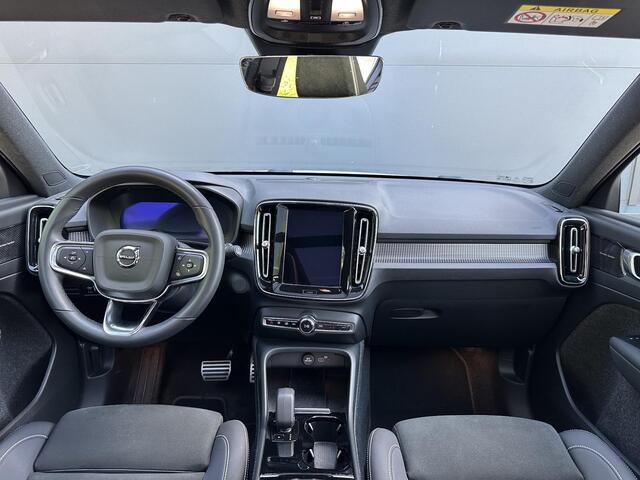 Volvo XC40 Recharge Twin Pro 1e eigenaar / Luxe auto / trekhaak / trekgewicht 1800kg /