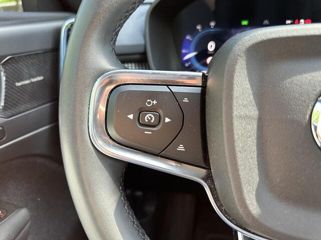 Volvo XC40 Recharge Twin Pro 1e eigenaar / Luxe auto / trekhaak / trekgewicht 1800kg /