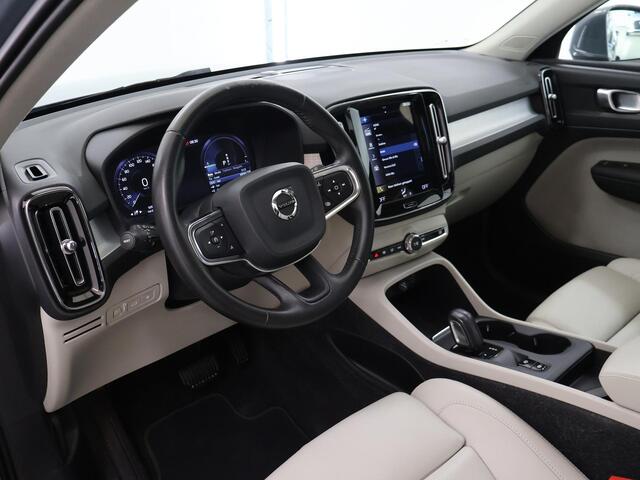 Volvo XC40 1.5 T5 Recharge Inscription | Panoramadak | Parkeercamera | Cruise Control Adaptief | Navigatie | Dodehoekdtectie |