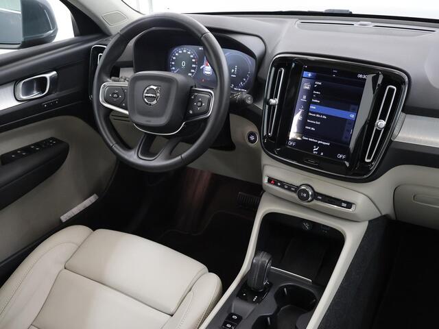 Volvo XC40 1.5 T5 Recharge Inscription | Panoramadak | Parkeercamera | Cruise Control Adaptief | Navigatie | Dodehoekdtectie |