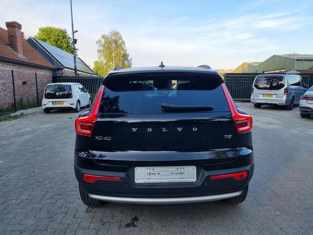Volvo XC40 1.5 T2 Momentum