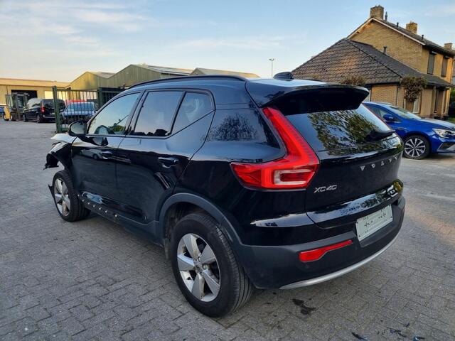 Volvo XC40 1.5 T2 Momentum