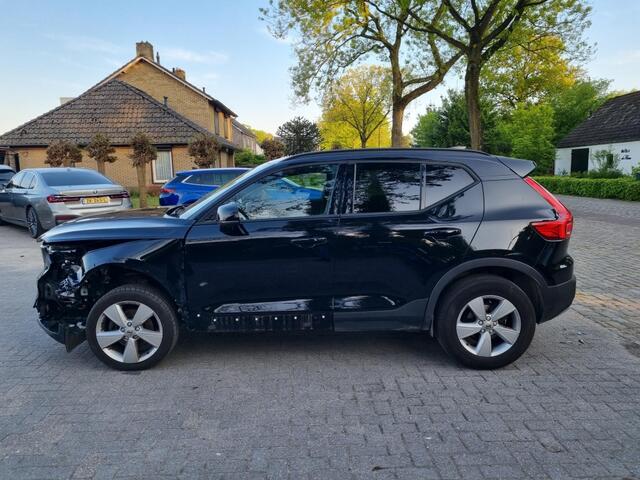 Volvo XC40 1.5 T2 Momentum