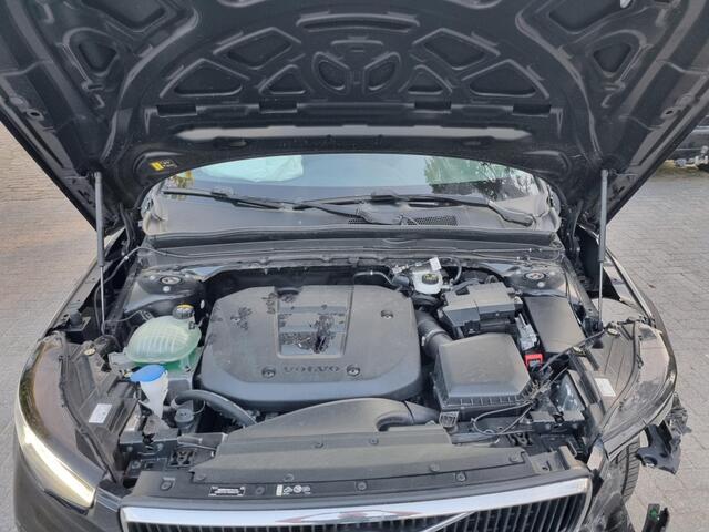 Volvo XC40 1.5 T2 Momentum