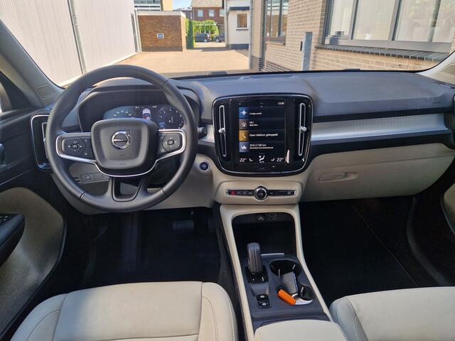 Volvo XC40 1.5 T2 Business Pro 360 Cam | Beige leder | Keyless
