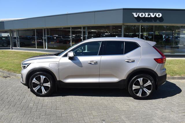 Volvo XC40 T5 262 PK Plug-in hybrid Ultimate Bright | Leder | Panodak | ACC | 360 camera | Stoelverwarming | H&K