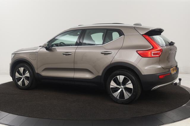 Volvo XC40 1.5 T4 Recharge Inscription Expression | Panoramadak | Leder | Trekhaak | Stoel & stuurverwarming | Carplay | Full LED | Navigatie | Camera | Climate control
