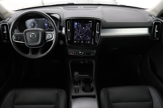 Volvo XC40 1.5 T4 Recharge Inscription Expression | Panoramadak | Leder | Trekhaak | Stoel & stuurverwarming | Carplay | Full LED | Navigatie | Camera | Climate control