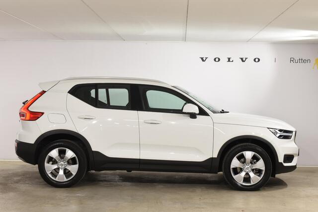 Volvo XC40 T2 129PK Business Pro / Navigatie / Parkeersensoren + Camera / Adaptieve Cruise Control / Stuur-Stoelverwarming / Elektrische Achterklep / LM Velgen