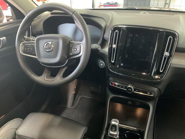 Volvo XC40 2.0 B4 Inscription | Trekhaak | 2000KG Trekgewicht | Leder | Adaptieve Cruise controle | Camera | Keyless |