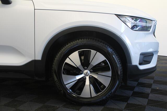 Volvo XC40 1.5 T5 Twin Engine Momentum Pro |Camera|Carplay|