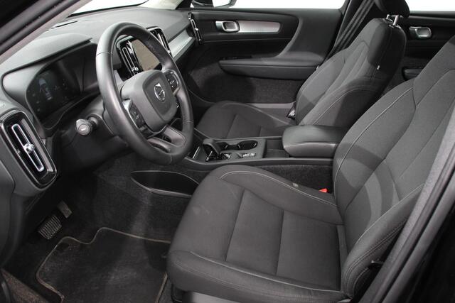 Volvo XC40 1.5 T4 211pk Automaat PHEV Recharge Inscription Navigatie Apple Carplay/Android Auto Parkeersensoren Adaptive Cruise Control Elektrische achterklep Stoelverwarming Wegklapbare trekhaak LED-koplampen