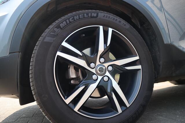 Volvo XC40 1.5 T3 Momentum Pro