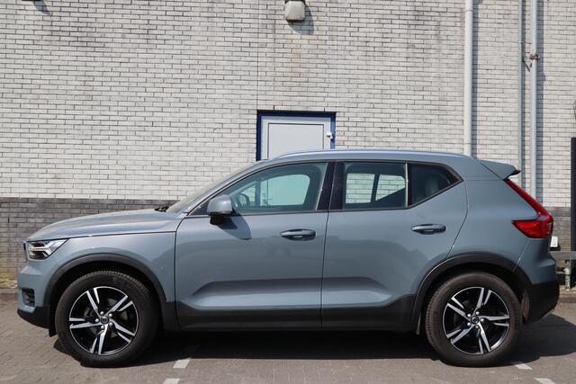 Volvo XC40 1.5 T3 Momentum Pro
