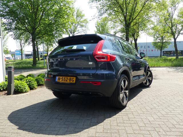 Volvo XC40 T4 Recharge R-Design Volvo XC40 1.5 T4 Recharge R-Design