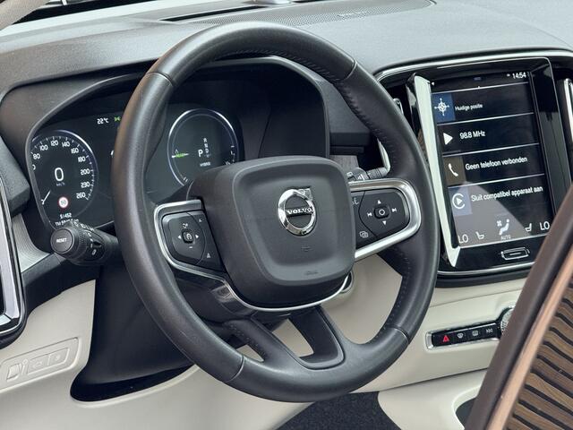 Volvo XC40 1.5 T4 Recharge Inscription Panodak / H&K / Memory / 360* / Adapt. Cruise