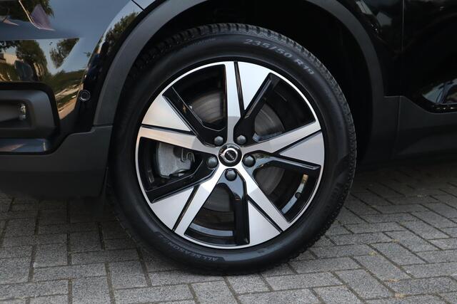 Volvo XC40 Recharge Pro | Schuif-/ kanteldak| Harman Kardon audio| 360* Camera| Keyless Entry|