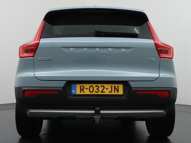 Volvo XC40 1.5 T3 Inscription Trekhaak/Leder/Camera etc.