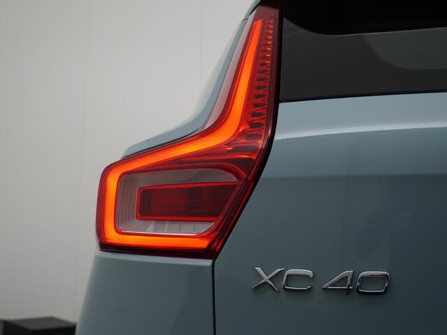 Volvo XC40 1.5 T3 Inscription Trekhaak/Leder/Camera etc.