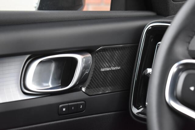 Volvo XC40 T5 262PK Plug-in hybrid Plus Dark | 360 Camera | Harman/Kardon |