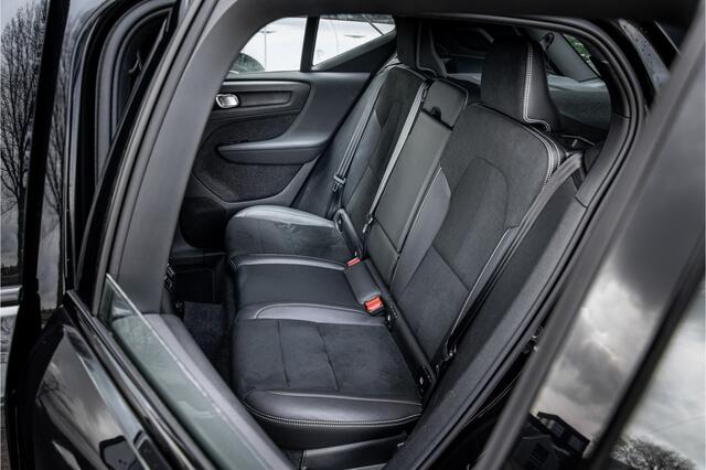 Volvo XC40 T5 Recharge R-Design Expression **Panoramadak**Trekhaak wegklapbaar**Dealer onderhouden