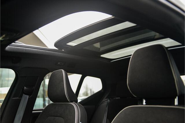 Volvo XC40 T5 Recharge R-Design Expression **Panoramadak**Trekhaak wegklapbaar**Dealer onderhouden