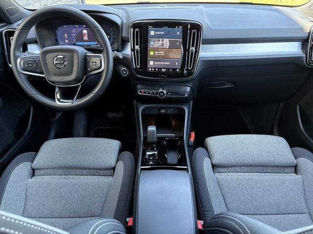 Volvo XC40 2.0 B4 Plus Dark FULL LED | Trekhaak | Camera | Harman/Kardon | Keyless Entry/start | elektrisch verstelbare voorstoelen | Google | Blis | Adaptieve cruise Control |