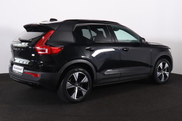 Volvo XC40 Recharge Plus - IntelliSafe Assist & Surround - Adaptieve LED koplampen - Parkeercamera achter - Verwarmde voorstoelen, stuur & achterbank - Parkeersensoren voor & achter - Elektr. bedienb. bestuurdersstoel met geheugen - Draadloze tel. lader - Extra geti