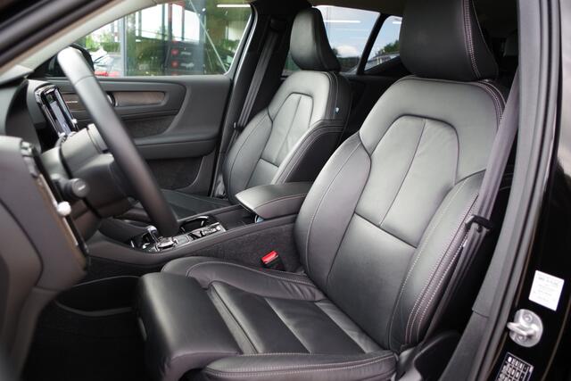 Volvo XC40 1.5 T5 Plug-in Hybrid 262 PK Ultimate Dark, Panoramadak, 360 Camera, Leder, Harman/Kardon,