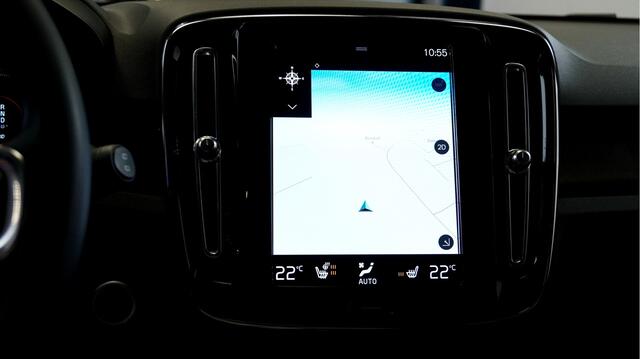 Volvo XC40 1.5 T5 Plug-in Hybrid 193kW/262pk DCT7 Ultimate Facelift! PANORAMADAK + HARMAN/KARDON + LEER + PILOT ASSIST + STOEL-&STUURVERWARMING + CAMERA + BLIS + KEYLESS ENTRY&GO + LANE ASSIST + FULL LED + EL.TREKHAAK + PD-GLASS + PARKSENSOREN V&A + 19" LM-VELGEN!!