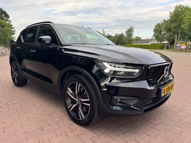 Volvo XC40 1.5 T4 RECHARGE R-DESIGN EXPRESSION/TREKHAAK/LED